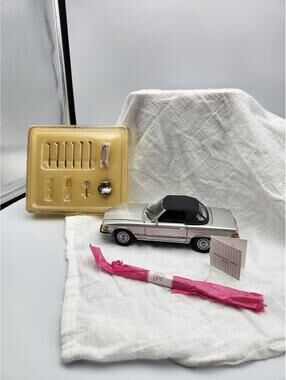 FRANKLIN MINT 1973 MERCEDES BENZ 450 SL ROADSTER SCALE 1:24 A2